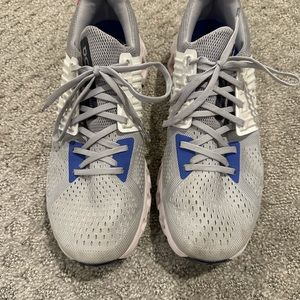 Men’s On Cloudswift Glacier/Cobalt Sz 10